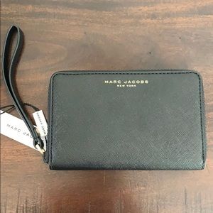 🔥SALE🔥 NWT Marc Jacobs Wristlet Wallet